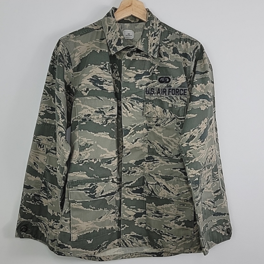 US Air Force Man's Utility Military Fatigues Camouflage Pattern‎ Coat 32S